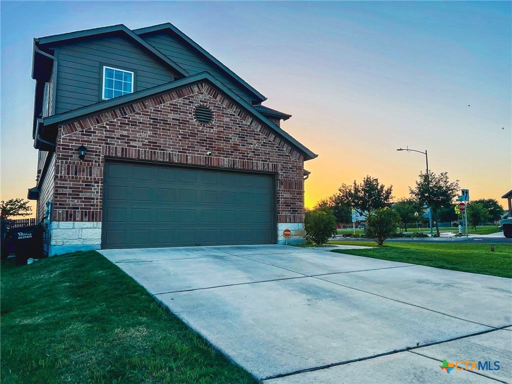 Photo of 104 Blair Court, San Marcos, TX 78666 (MLS # 584084)