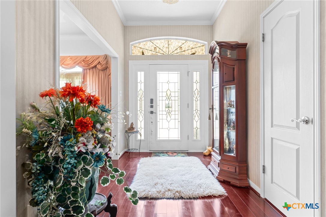 5003 Lakeshore Drive