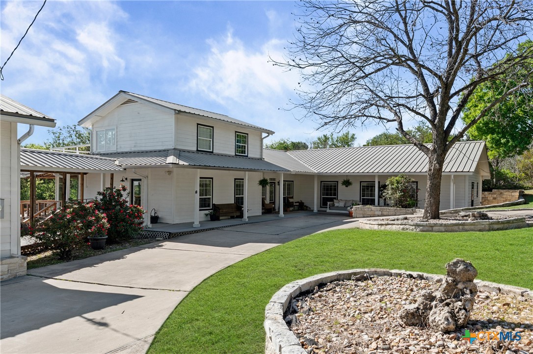 3719 Smoke Signal Road