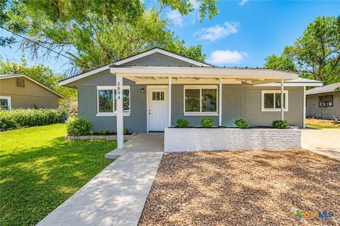 Photo of 2894 Katy Street, New Braunfels, TX 78130 (MLS # 613202)