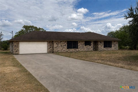 Photo of 606 Chaparral Drive, Victoria, TX 77905 (MLS # 624282)