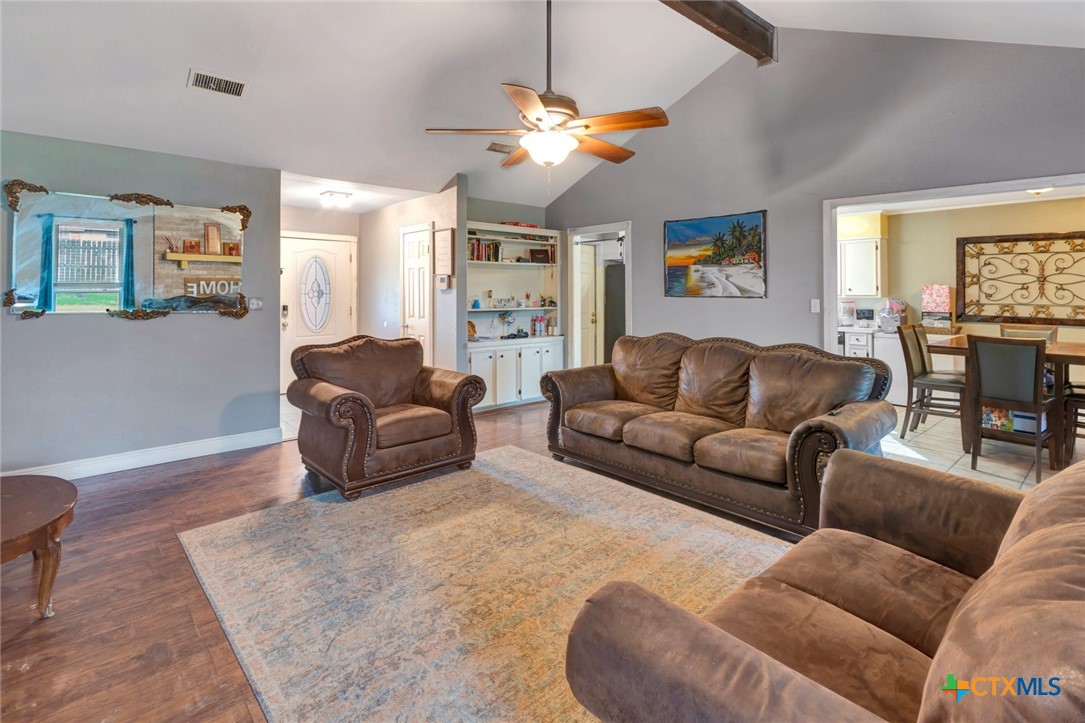 206 Fleetwood Drive