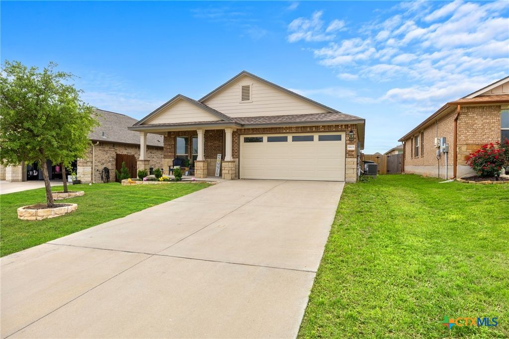 Photo of 8815 Sky Crest Drive, Temple, TX 76502 (MLS # 611001)