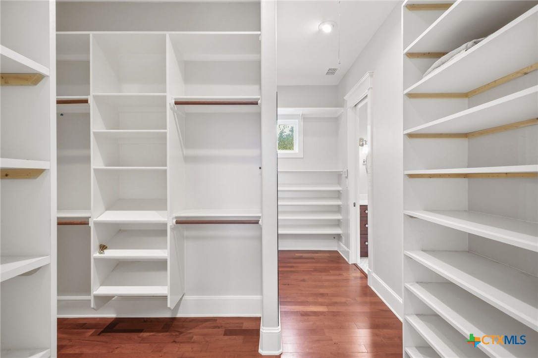 New Braunfels, Texas 78132, United States, 4 Bedrooms Bedrooms, ,5 BathroomsBathrooms,Residential,Active,187957