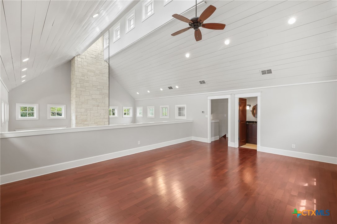 New Braunfels, Texas 78132, United States, 4 Bedrooms Bedrooms, ,5 BathroomsBathrooms,Residential,Active,187957