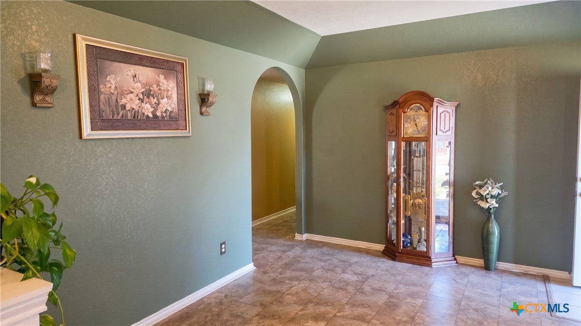 1904 Prestige Loop