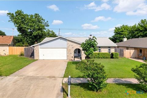 Photo of 2406 Buttercup Circle, Killeen, TX 76542 (MLS # 612134)