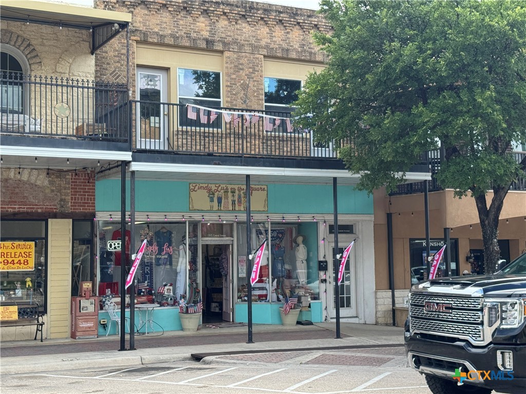 Photo 1 of 12 — 110 E Central Avenue, Belton, TX 76513