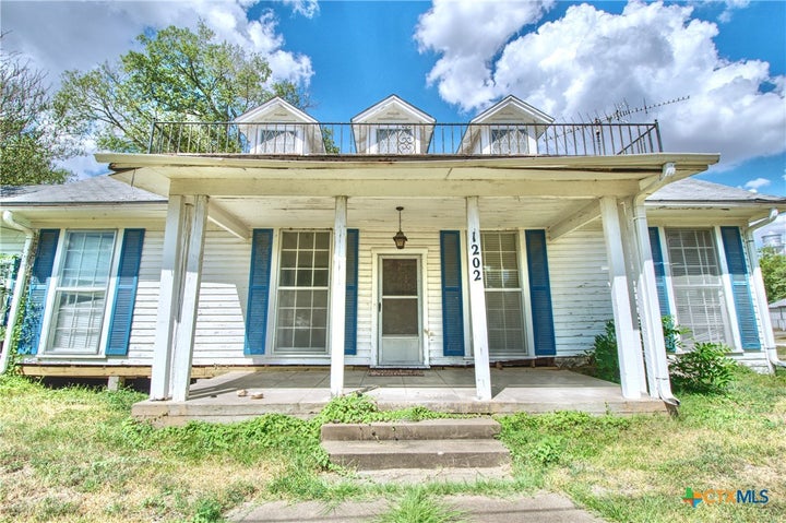 Photo 1 of 30 — 1202 Tyler, Thornton, TX 76687