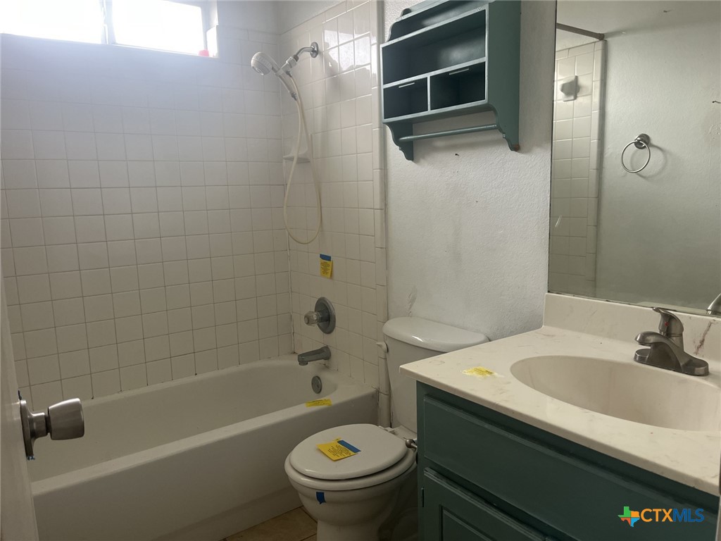 4303 Beach Ball Drive