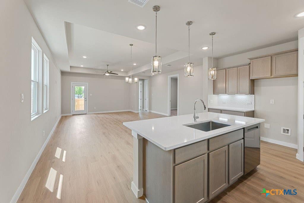 Photo of 743 Langston Lane, New Braunfels, TX 78130 (MLS # 597043)
