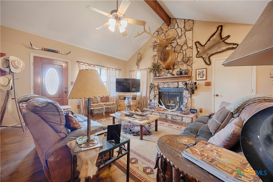 1185 County Road 146