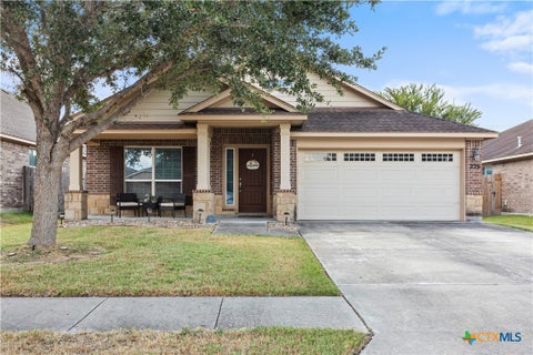 Photo of 225 Terravista Trail, Victoria, TX 77904 (MLS # 626612)