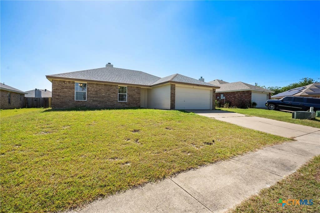 Photo of 3908 Kevin Shaw Drive, Killeen, TX 76549 (MLS # 622940)
