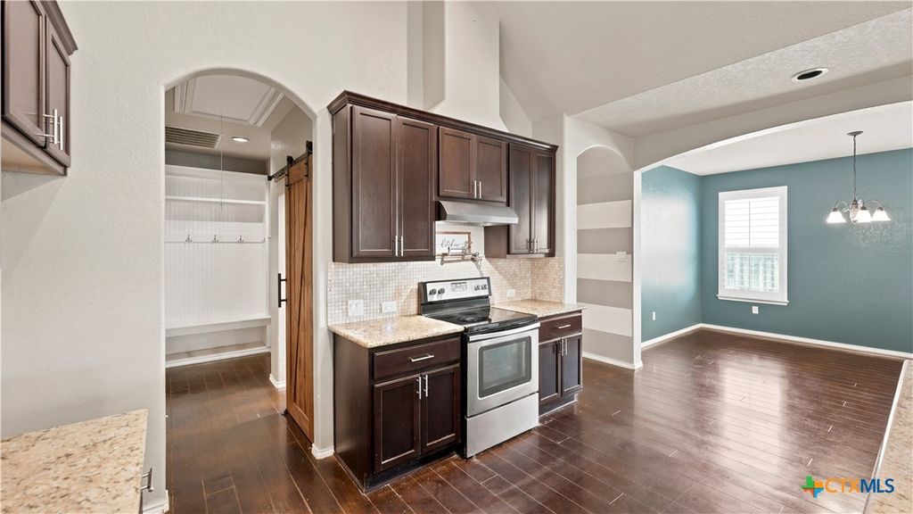 Photo of 2083 Western Pecan, New Braunfels, TX 78130 (MLS # 617991)