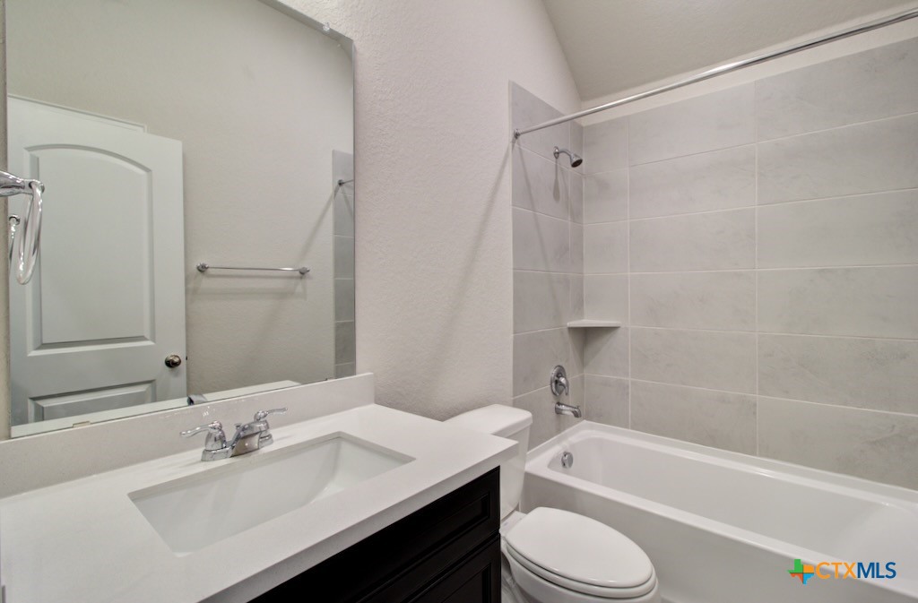 1760 Heritage Maples