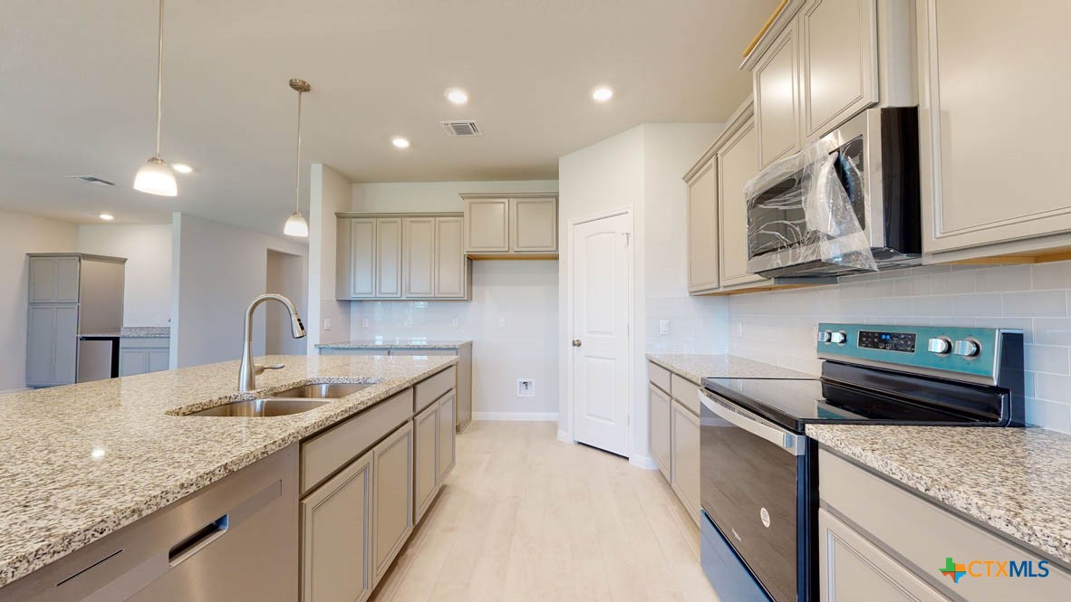 1714 Paint Horse Trail