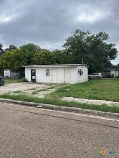 1015 ASH ST, VICTORIA, TX 77901 - Image d3cff36d61deb0305352ce4a793ef8fe/1380696747