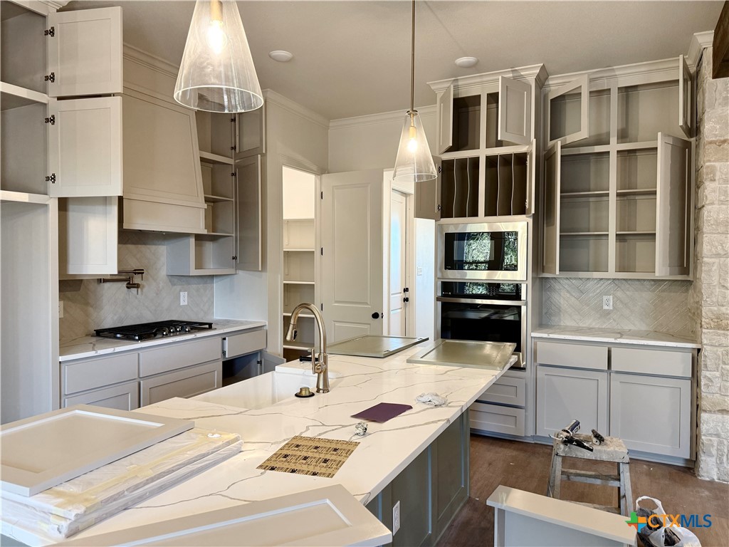 6115 Whippoorwill Road