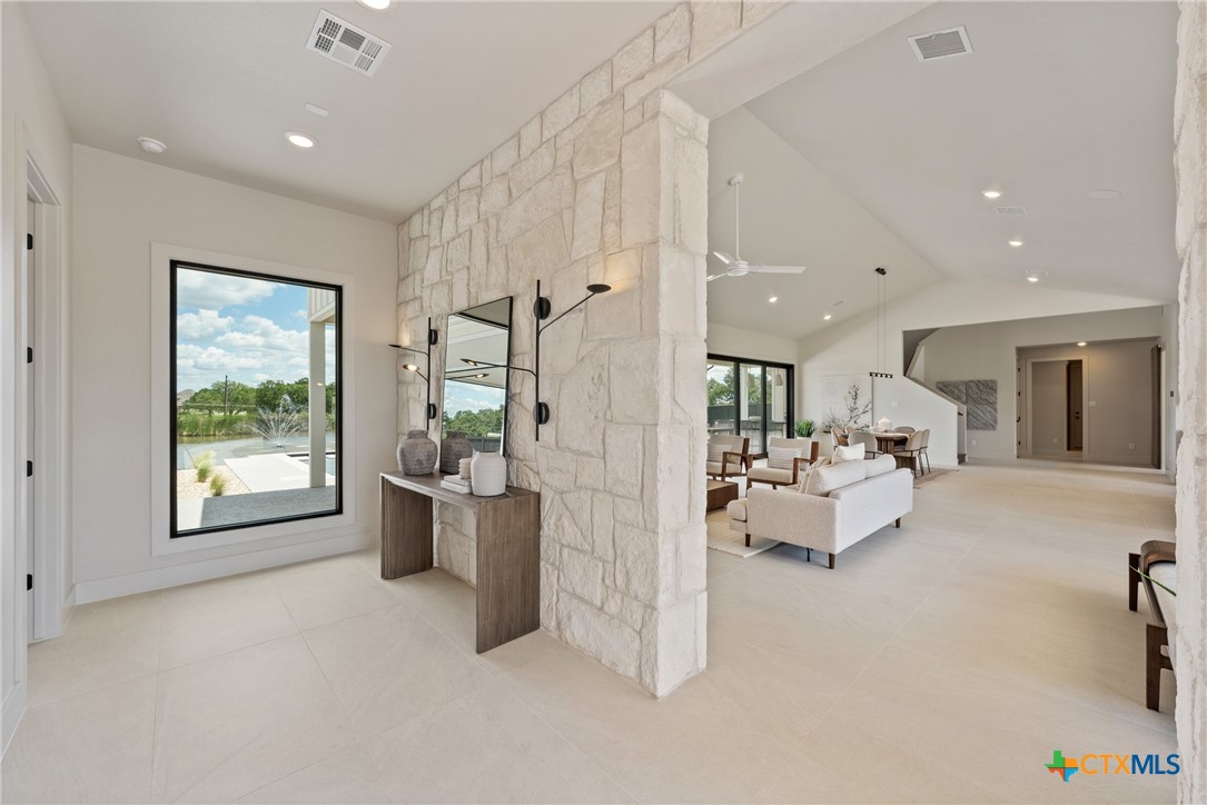 298 Glenview Circle