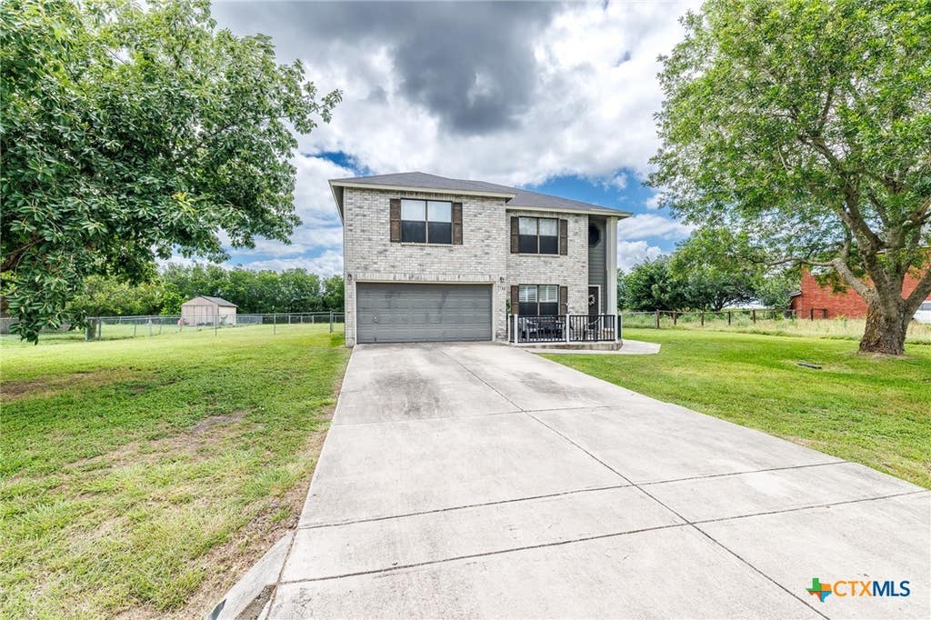Photo of 1732 Cordova Loop, Seguin, TX 78155 (MLS # 616208)