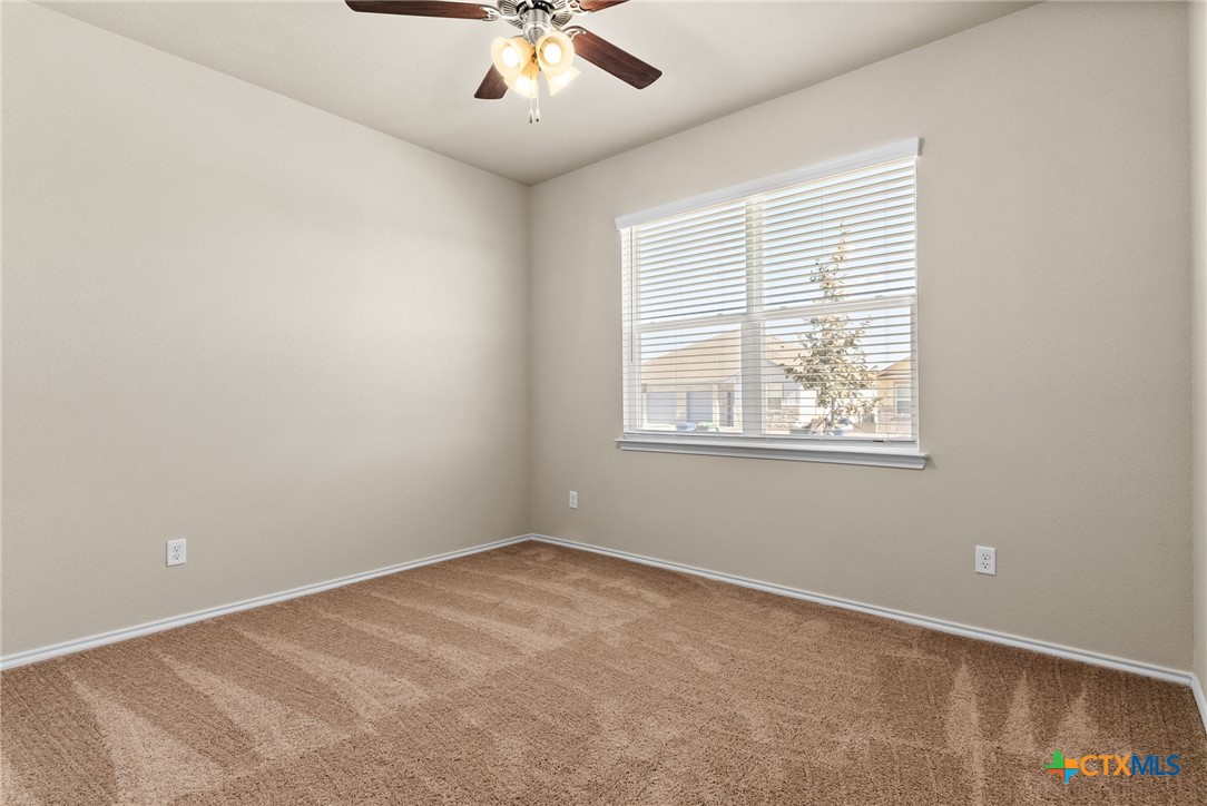 Photo 17 of 22 of 214 Green Valley Drive townhome