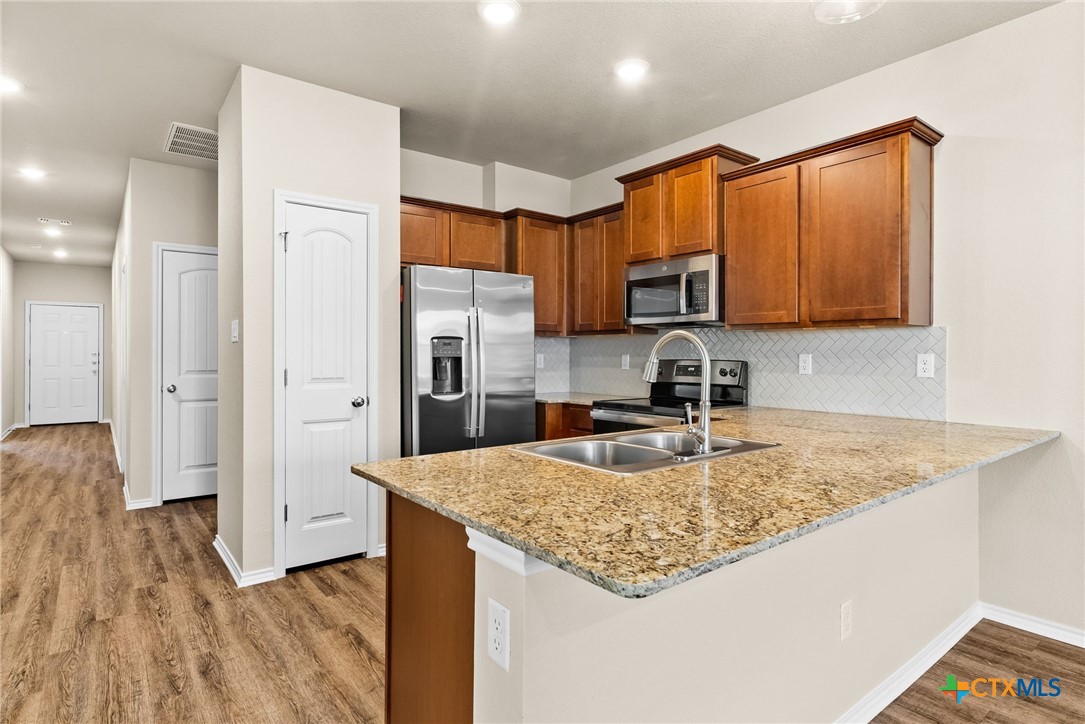 Photo 6 of 22 of 214 Green Valley Drive townhome