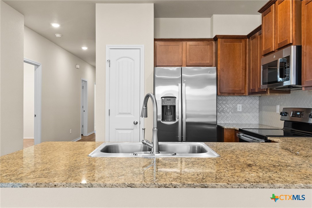 Photo 7 of 22 of 214 Green Valley Drive townhome