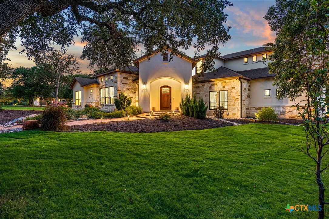 481 Via Lago