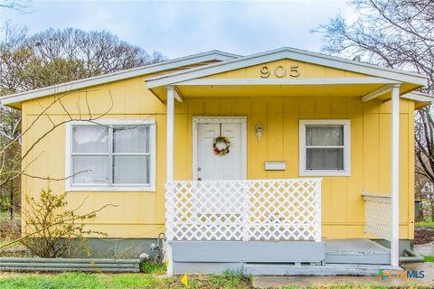 Photo of 905 S 6th Street, Killeen, TX 76541 (MLS # 602786)