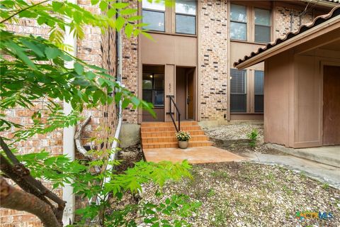 Photo of 821 Old Ranch Road 12, San Marcos, TX 78666 (MLS # 577549)