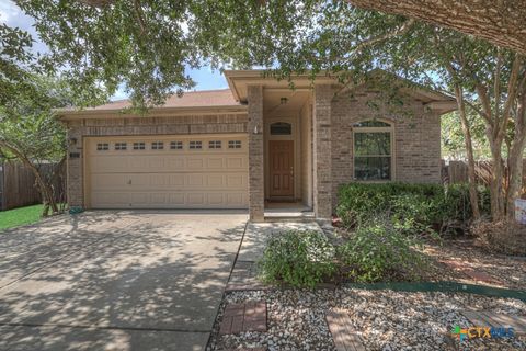 Photo of 522 Pecos Circle, New Braunfels, TX 78130 (MLS # 595978) Photo of 522 Pecos Circle, New Braunfels, TX 78130 (MLS # 595978)