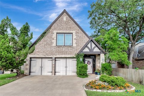 Photo of 6 Cotswold Lane, Victoria, TX 77904 (MLS # 610307)