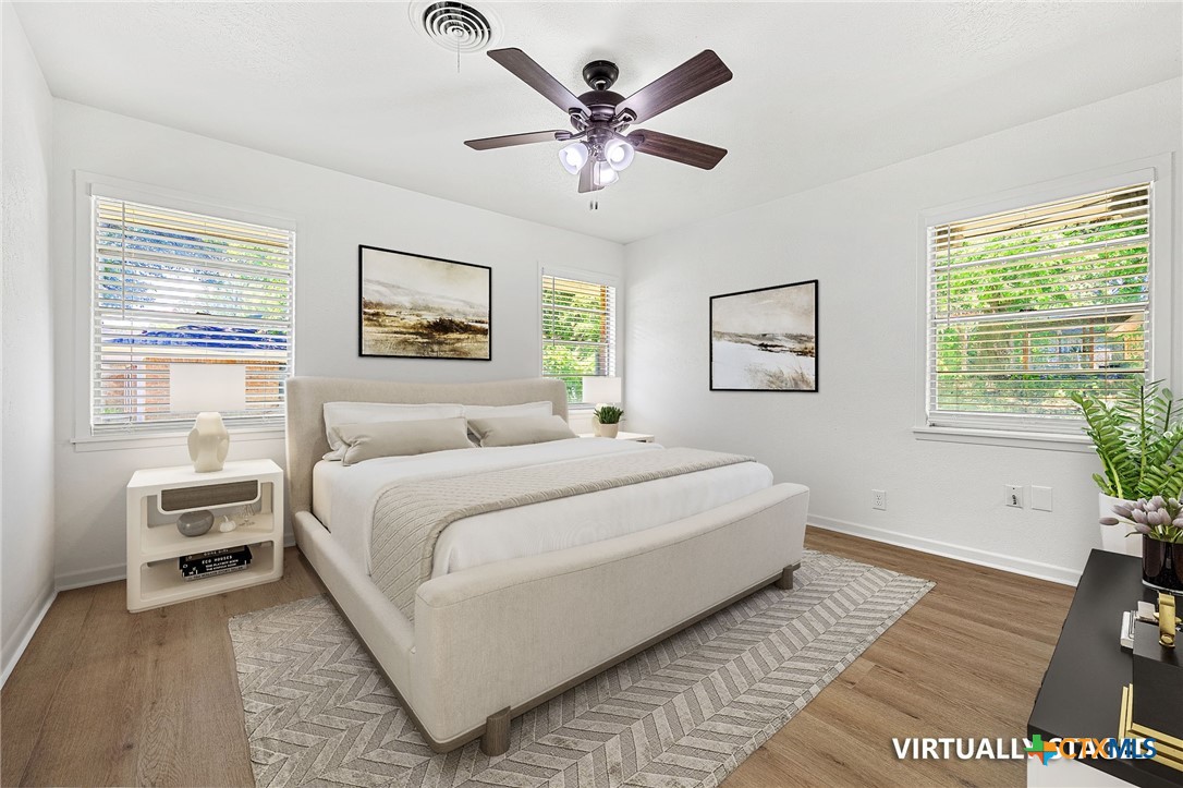 1318 Live Oak Drive