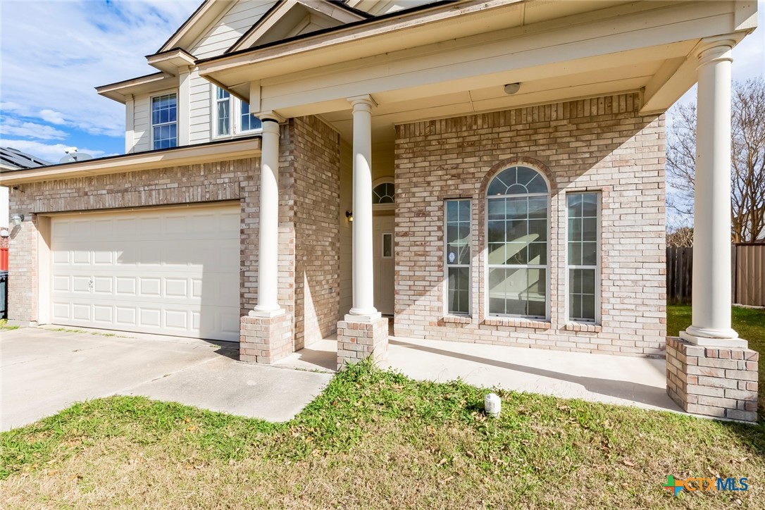 5604 Chuckwagon Circle