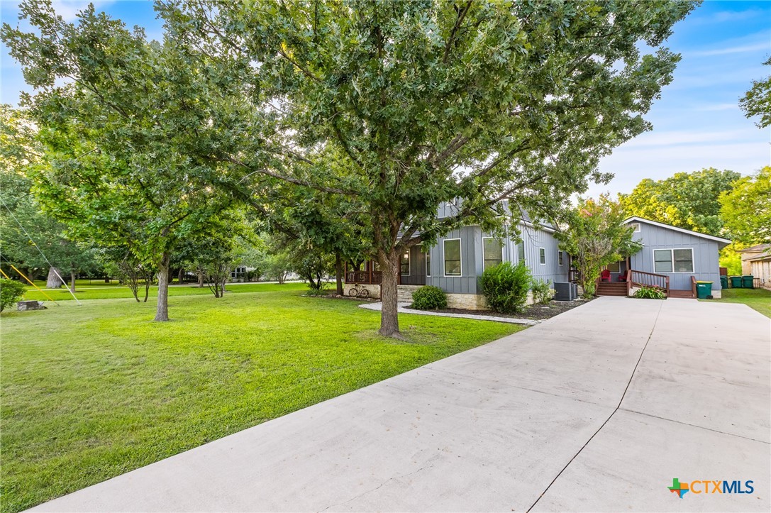 136 W Evergreen Street