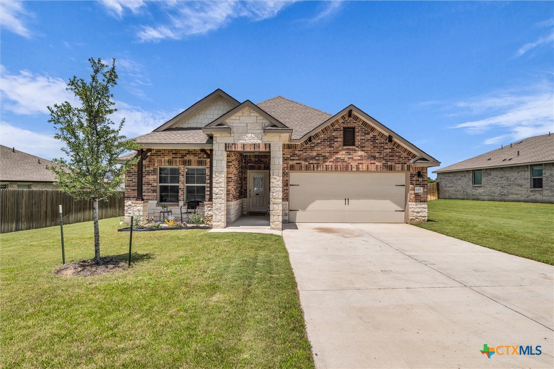 1207 Prospector Trail