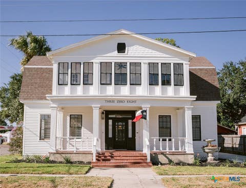 Photo of 308 W Stayton Avenue, Victoria, TX 77901 (MLS # 622998)