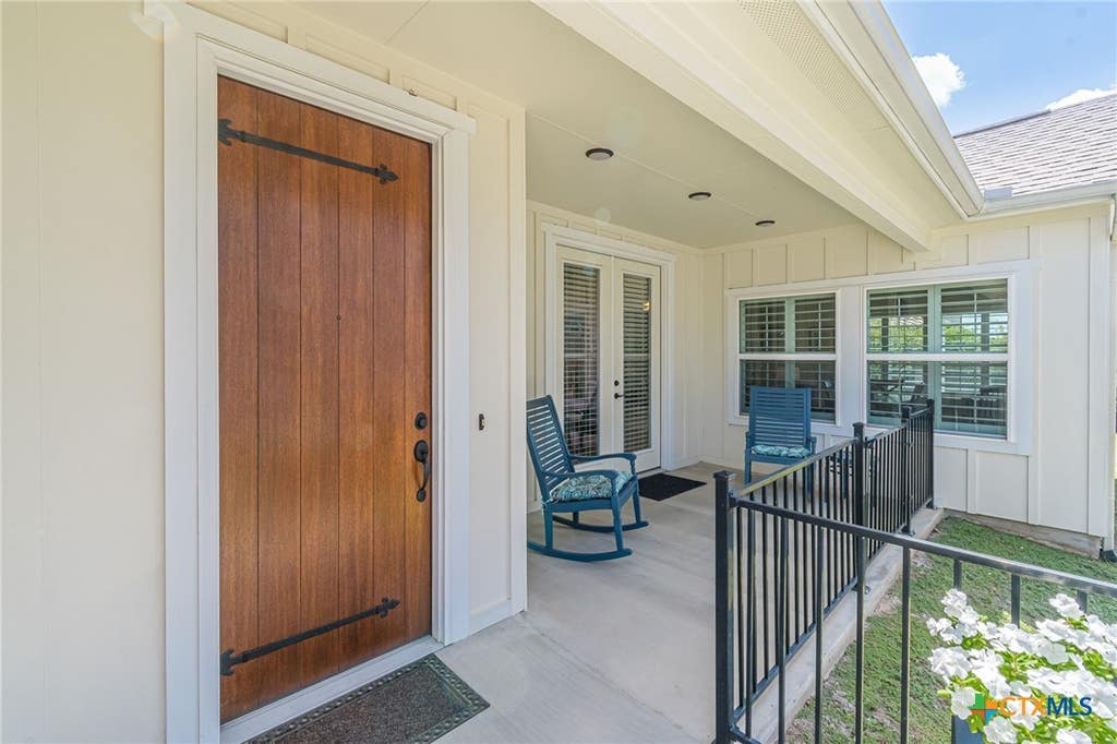 Photo of 108 Dreaming Plum Lane, San Marcos, TX 78666 (MLS # 622760)