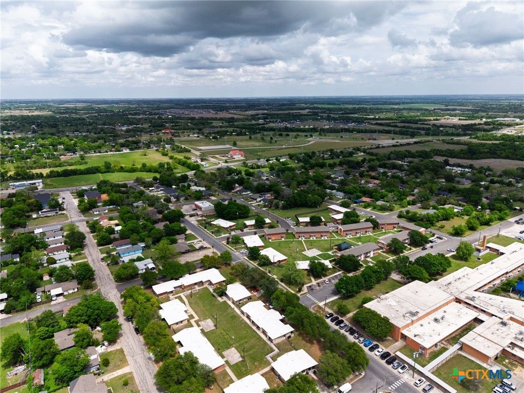 Photo of 805 S 32nd Street, Temple, TX 76501 (MLS # 610343)