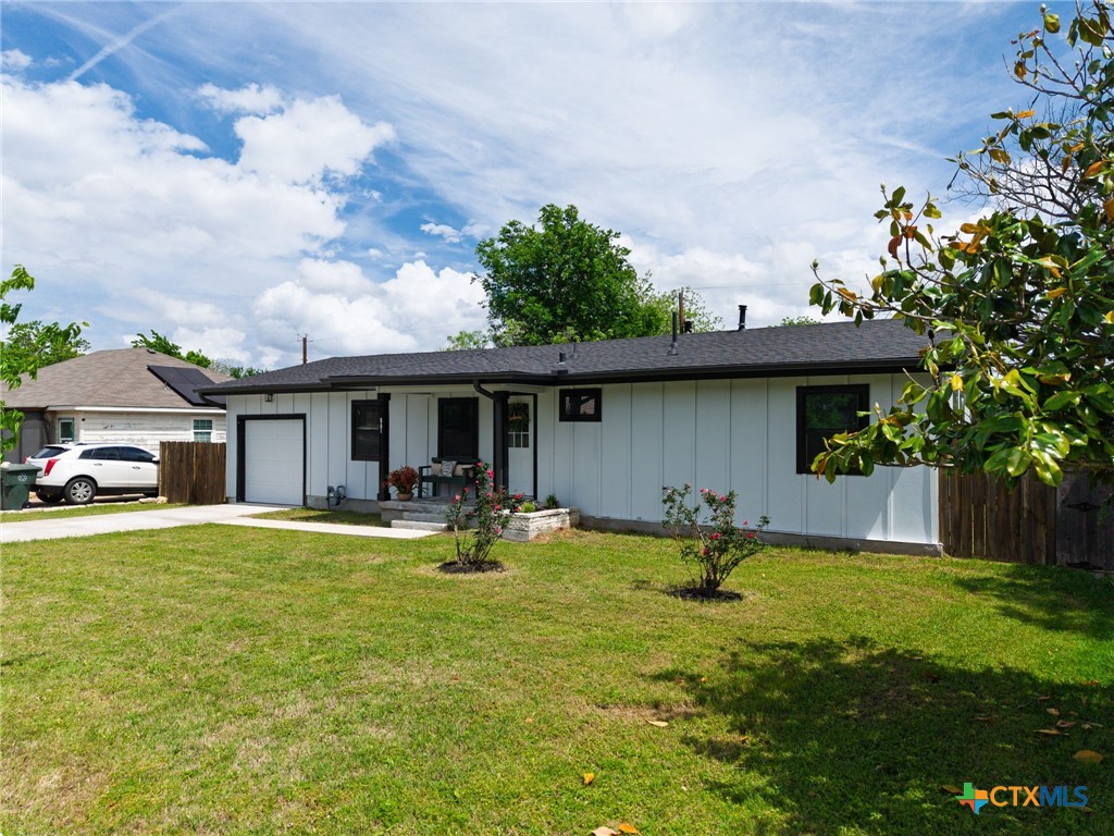 805 S 32nd Street