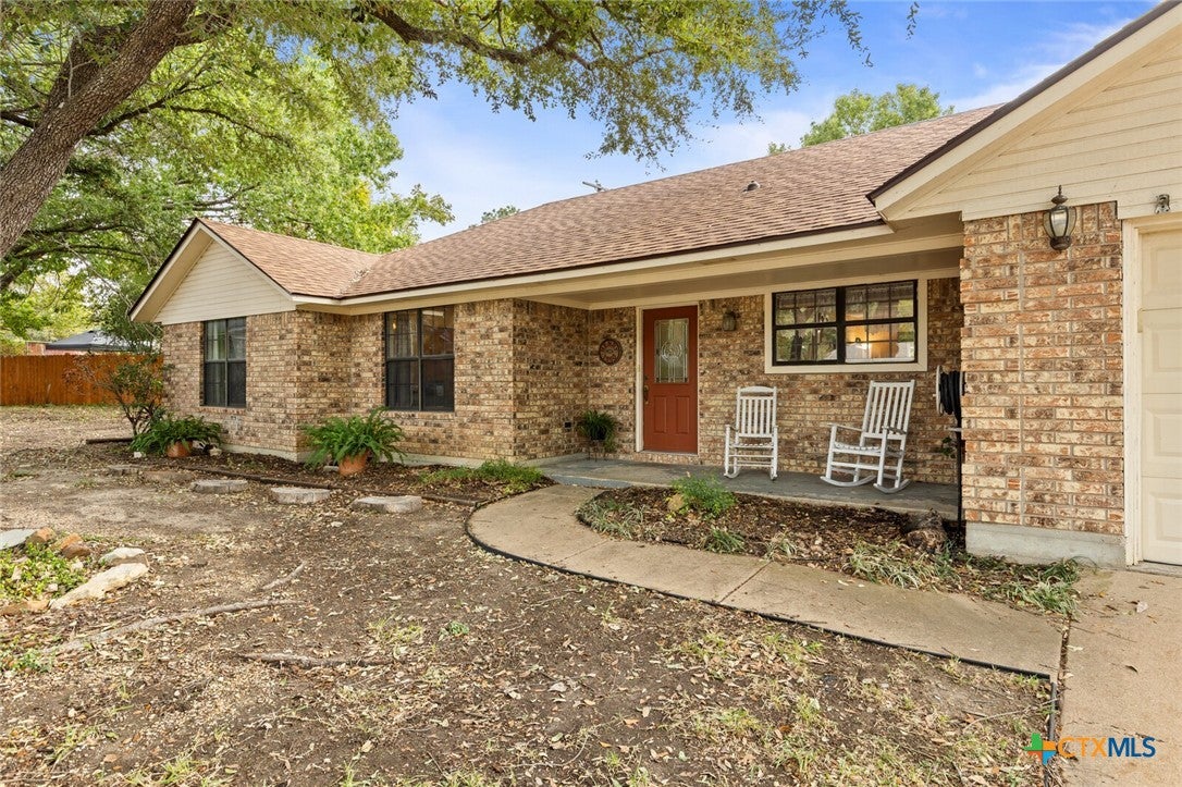 4005 Fox Trail