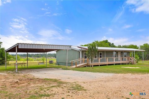 411 Fm 86 Red Rock TX 78662