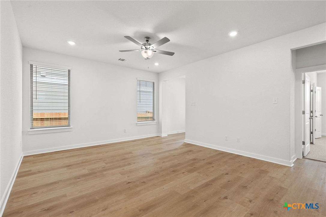 645 Salamander Street