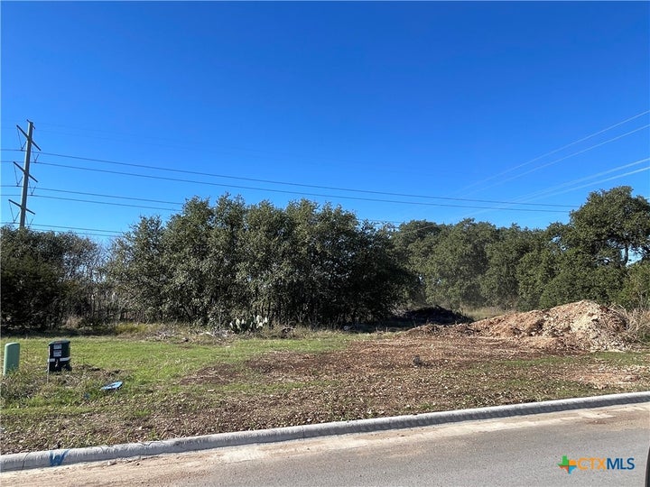 Photo 1 of 4 — 1901 Slade Drive, Salado, TX 76571