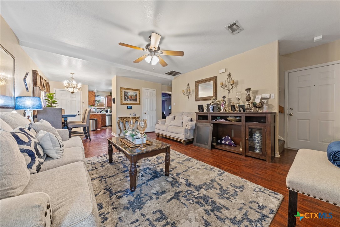 2523 Sleepy Hollow Lane