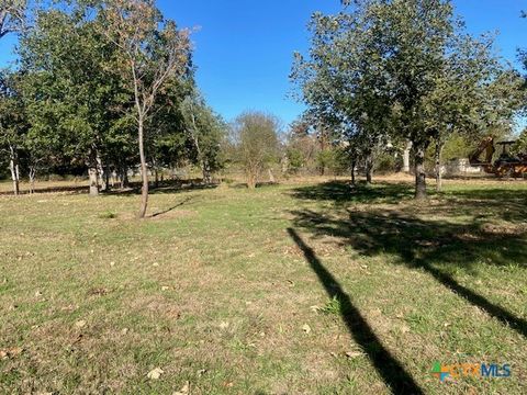 A home in Luling