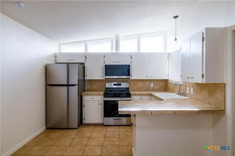 Photo of 4304 Scottsdale Road, Austin, TX 78721 (MLS # 614235)