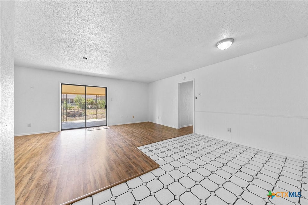 Photo of 1114 Pecan Avenue, Copperas Cove, TX 76522 (MLS # 627462)