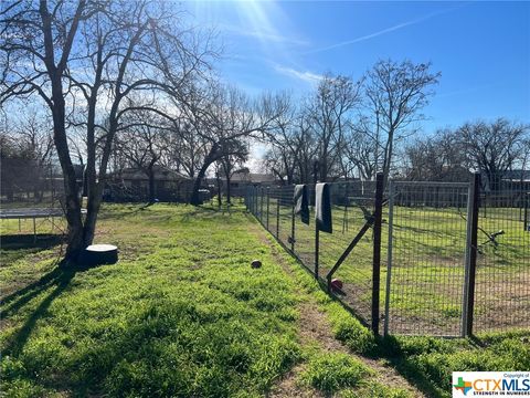 A home in Yoakum